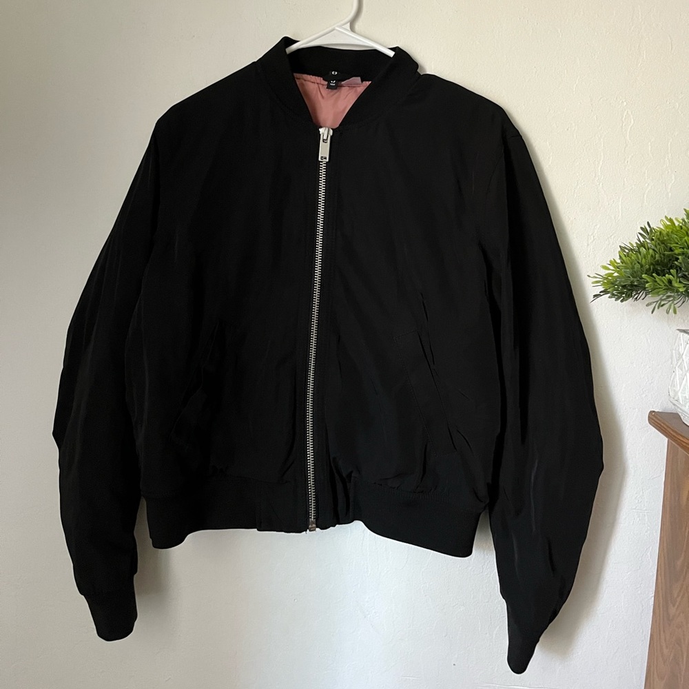 Bomber jacket